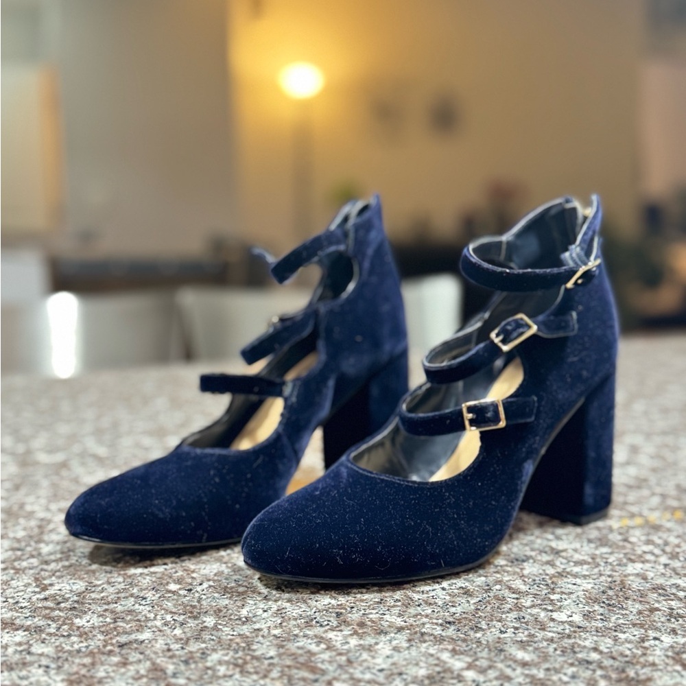 Elegant Navy Blue Women's Heels
